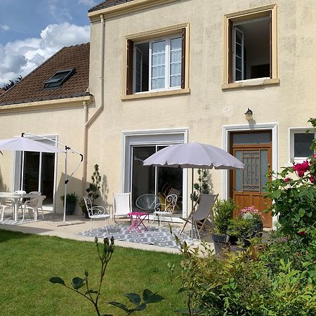 Le Claugi Villa Damery  Exterior photo